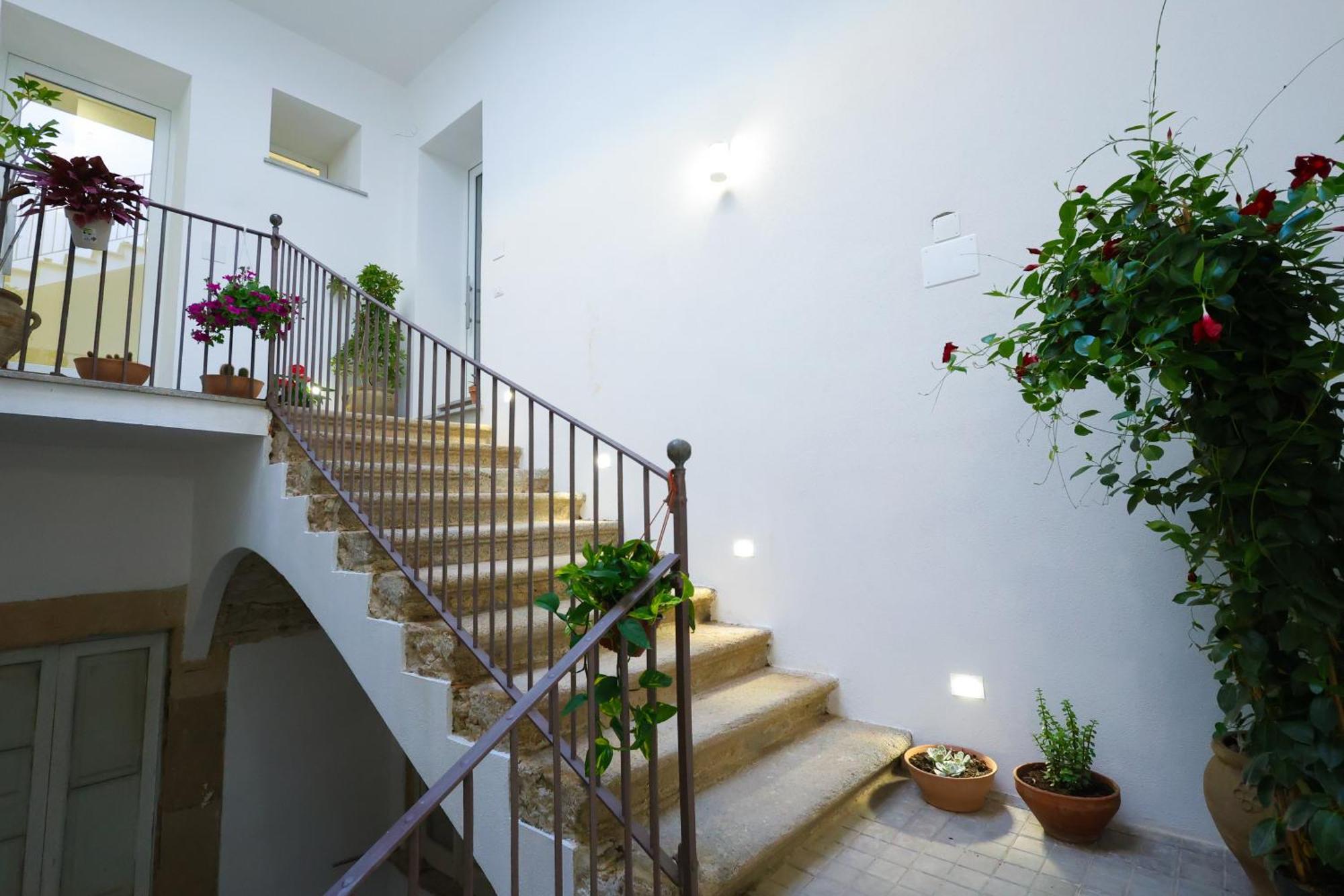 Nazzari B&B Тропеа Екстериор снимка